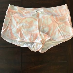 Athleta board short.